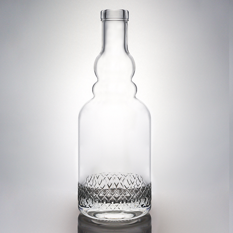 VIT106 700ml 800g embossed bottom unique design brandy bottl